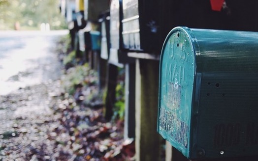The U.S. Postal Service claims 60 million packages are processed each day in its system. (lPixabay)