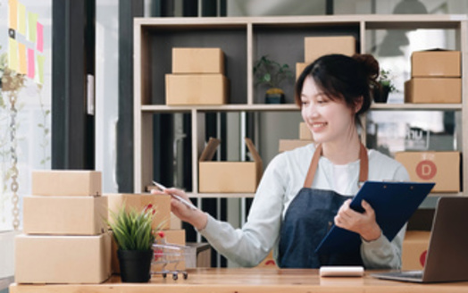 Nearly 1,000 Small Business Development Centers operate nationwide. (Adobe Stock)<br />