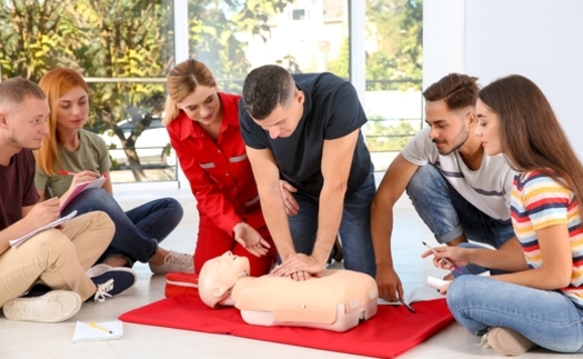 Research shows that the rate of bystander-administered CPR is 12% higher in states where high school-age teens are required to learn resuscitation techniques. (New Africa/Adobe Stock)