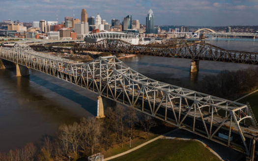 I-75, which runs through Cincinnati and is a key freight corridor stretching from Canada to Florida, is the scene of massive traffic bottlenecks on the Brent Spence Bridge that connects Northern Kentucky and Ohio. (Adobe Stock)<br />