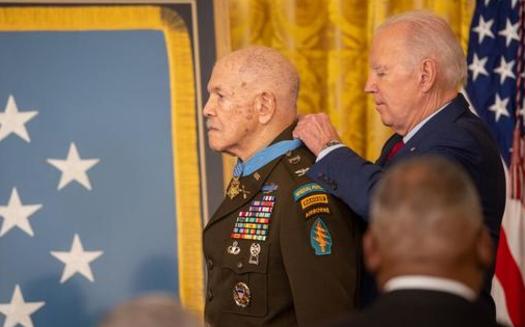 Army Col. Paris D. Davis received the Medal of Honor at the White House in March. (Bernardo Fuller/Wikimedia Commons)