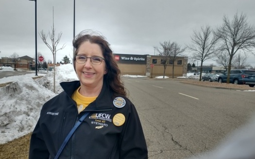 Cub Foods worker and United Food and Commercial Workers Local 663 member Kris Foslien is among the Minneapolis area employees that had planned to go on strike in hopes of securing higher wages. (Mike Moen/PNS)
