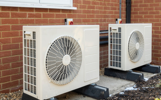 Federal officials say cold-climate heat pumps can provide high-efficiency heating in freezing temperatures without producing greenhouse gas emissions. (Adobe Stock)