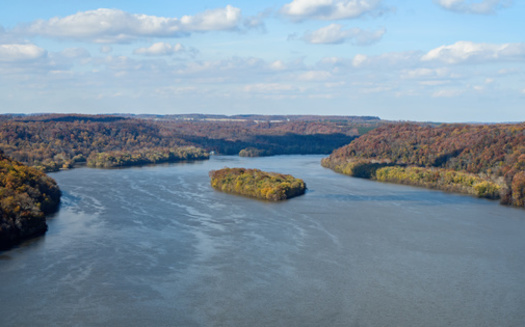 The Chesapeake Clean Water Blueprint calls for Pennsylvania to reduce nitrogen runoff by 40% by 2025. (Adobe Stock)