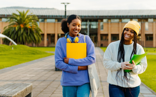 According to data from the Centers for Disease Control and Prevention, in 2021 more than a third of high school students reported they experienced poor mental health during the COVID-19 pandemic. (Alberto/AdobeStock)