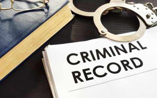 Se estima que un milln de californianos son elegibles para sellar sus antecedentes penales antiguos segn el proyecto de ley del Senado 731. (Vitalii Vodolazskyi/Adobestock)