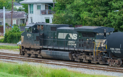 In addition to intermodal traffic, freight railroads in Pennsylvania move raw materials, such as coal, crude oil, nonmetallic minerals, agricultural products and finished automobiles. (William A. Morgan/AdobeStock)<br /><br />