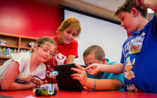 Kentucky children attend one of the robotics camps organized by Save the Children. (Alissa Taylor)