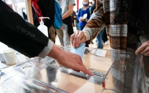 El proyecto de ley 421 de la Asamblea pretende reformar el proceso de referndum electoral de California, el cual pretende derogar leyes. No se aplicara a las iniciativas electorales que apoyen nuevas polticas. (Vic Joly/Adobe Stock)