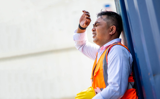 As of Sept. 1, a new Texas law will repeal ordinances enacted by Austin and Dallas establishing 10-minute breaks every four hours, to allow construction workers to drink water and get out of the sun. (thebigland45/Adobe Stock)