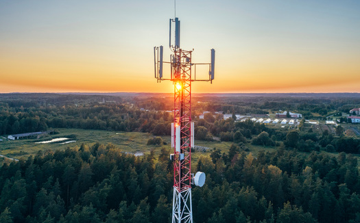 In a hearing about the American Broadband Deployment Act, which could preempt local governments zoning laws regarding cell towers, no local or state governments were asked to testify. Instead, members of broadband organizations testified. (Adobe Stock)