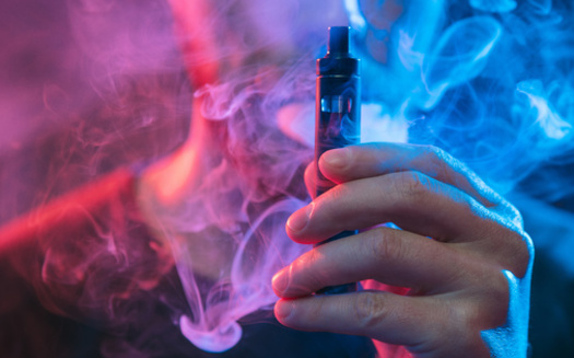 In Arkansas, sale and distribution of vapor products, e-liquids or any component thereof are prohibited to be sold to persons younger than age 21, unless the person is an active-duty member of the military. (And.one/AdobeStock)