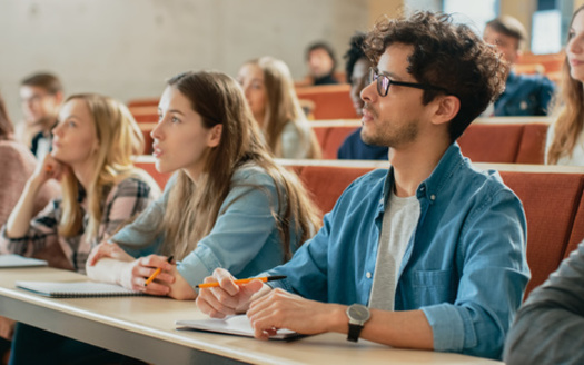 William Peace University students are now able to access up to 12 appointment-based mental health counseling sessions each academic year. (Gorodenkoff/Adobe Stock) <br /><br /><br />
