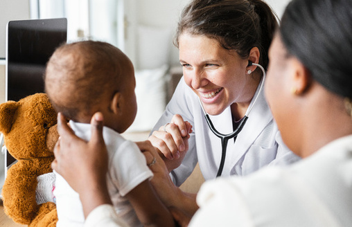 Los asistentes de atención domiciliaria de Washington pueden obtener cobertura médica para sus hijos hasta los 26 años. (Rawpixel.com/Adobe Stock)