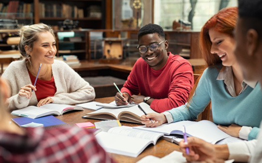 The University of Tennessee System saw an increase in enrollment this fall with more than 58,000 students enrolled in the system's five campuses, representing a 4.8% increase from last fall.<br />(Rido/AdobeStock)