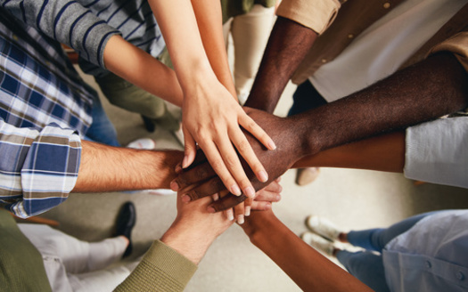 A bill pushing to eliminate right-to-work language in Arizona's Constitution did not pass during the state's latest legislative session. (Adobe Stock)