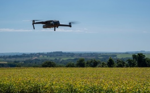 Iowa has nearly 31 million acres of farmland. The average farm is about 360 acres, according to the USDA, and much of is monitored with high-tech equipment. (Iowa State University Extension Dept.)