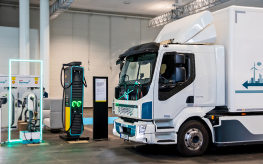 The Environmental Protection Agency is working on rules that will incentivize the transition to heavy-duty electric vehicles. (VanderWolf Images/Adobestock)
