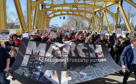 Students and staff from colleges marched in Sacramento on Thursday calling for lawmakers to address the high cost of tuition and housing. (Matthew Hardy/CFT)