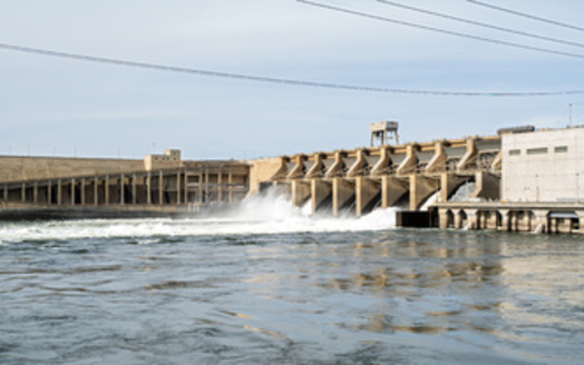 Methane emissions were measured from four dams on the Snake River in southeastern Washington. (davidrh/Adobe Stock)