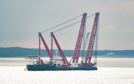 Salvage cranes from up and down the eastern seaboard have relocated to Baltimore. (Adobe Stock)