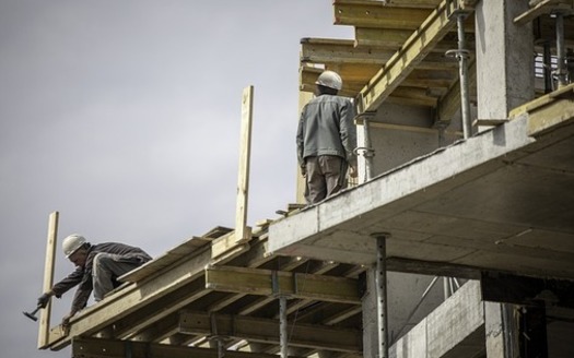 In July, the U.S. Department of Labor released a proposed workplace heat standard requiring employers to provide rest breaks, water, shade or air conditioning to workers exposed to excessive heat. (Pixabay)