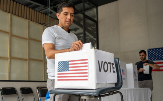Ohio allows mail-in ballot envelope processing to begin 14 plus days before Election Day. (Alan/Adobe Stock)