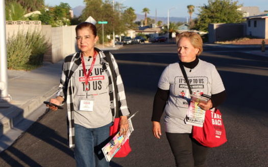 Marisela Olvera (right) knocks on doors for Kamala Harris with fellow union member Sarah Garcia. (Culinary Workers Union)