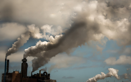 In the U.S., outdoor air pollution is responsible for about one in 10 lung cancer cases. <br />(rusty elliott/Adobe Stock)