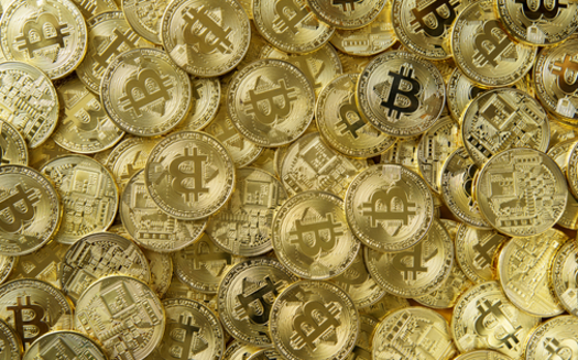 Consumer advocates say cryptocurrency, like Bitcoin, is less regulated and harder to recover in a scam situation. They say that's why holiday shoppers should steer clear of it if asked to convert their payment to crypto. (Freepik)