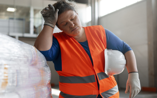 State officials say in 2023, Minnesota's workplace injury and illness rate fell to an all-time low. (Freepik)