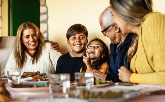 Agriculture contributes $42 billion to Oregon's economy each year, while the average farmworker earns less than $25,000 a year. (Alessandro Biascioli/Adobe Stock)