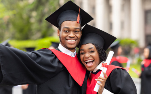 More than 40% of undergraduate students in the U.S. are pursuing an associate degree. (Adobe Stock) 