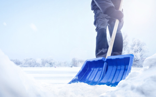 Even in healthy individuals, the American Heart Association said cold weather can constrict arteries, make blood clot more easily and increase heart rate and blood pressure. (Adobe Stock)