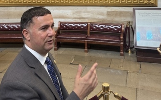 Rep. Darren Soto, D-Fla., showed several constituents the Capitol rotunda, which held Trump's inauguration. (Trimmel Gomes)