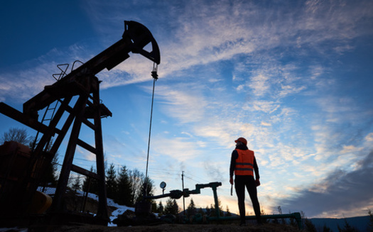 Yearly oil and gas operations in the United States release around 16 million metric tons of methane through venting, flaring and leaks, which amount to roughly $2 billion in lost natural gas. (anatoliy_gleb/Adobe Stock)