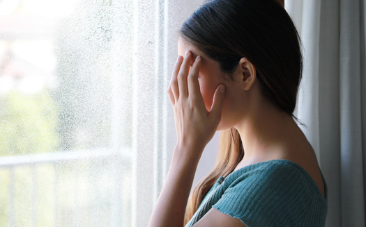 An American Psychiatric Association survey found more women than men said their mood declined in winter; 33% of women said it was bad for their mental health, compared to 26% of men. (Adobe Stock)