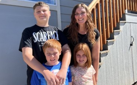 Miranda Johnson and her family received the keys to their new home, thanks in part to the Homeownership Development Incubator Program. (McMinnville Area Habitat for Humanity)