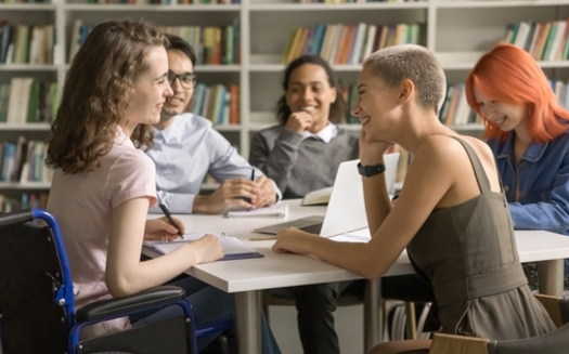 Las subsidios y otros desembolsos del Departamento de Educacin de EE.UU. financian alrededor del 40% del presupuesto anual para alumnos con discapacidades en los centros pblicos de Virginia. (Adobe Stock)