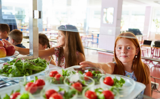 En 2023, el USDA otorg a Oregn poco ms de 2 millones de dlares para el programa subvencionado federal de reembolso Farm to School (