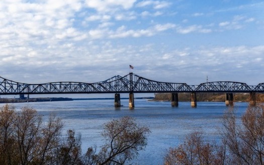 Climate change is causing significant degradation to the Mississippi River ecosystem, according to the Wisconsin Department of Natural Resources Office of Great Waters. (mellz1995/Pixabay)
