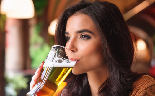 The five-year average annual rate of excessive alcohol deaths per capita in Wisconsin increased by as much as 51.4% from 2015 to 2019. (Adobe Stock)