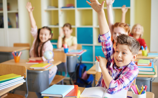 En el ao escolar 2022-2023, el Departamento de Educacin de Indiana inform que casi el 19 % de los estudiantes de Indiana fueron clasificados como ausentes crnicos, lo que significa que perdieron el 10 % o ms del ao escolar. (Adobe Stock)