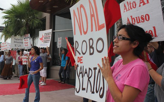 PHOTO: Protestors at Zuzhi Restaurant Bar in McAllen claim owners owe wages to former employees (7/11/2012). Photo credit: Fuerza del Valle Workers Center