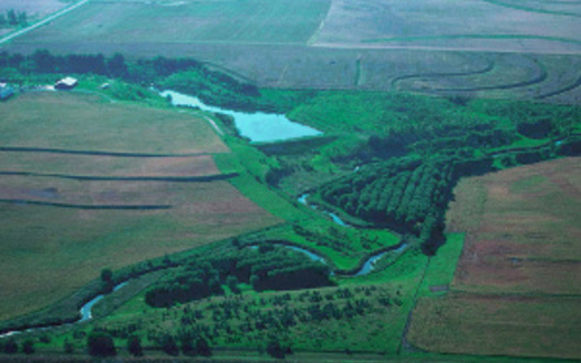photo of a farm that employs conservation practices  Courtesy of: USDA.gov