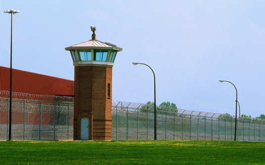 PHOTO: A new report from the Annie E. Casey Foundation shows a major change in the number of young people behind bars. 