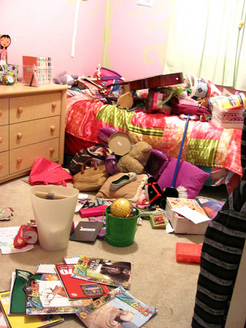 PHOTO: It's a common struggle in families, getting kids to clean their rooms. Some parents turn to bribes and others to discipline, but experts say both of those options do more harm than good and instead parents should offer help and guidance. CREDIT: Evelyn Giggles