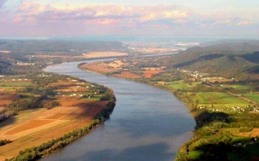 PHOTO: Ohio environmentalists say West Virginia's recent chemical spill has heightened concerns about turbulence at the Ohio EPA. Photo of Ohio River courtesy Ohio Sierra Club.
