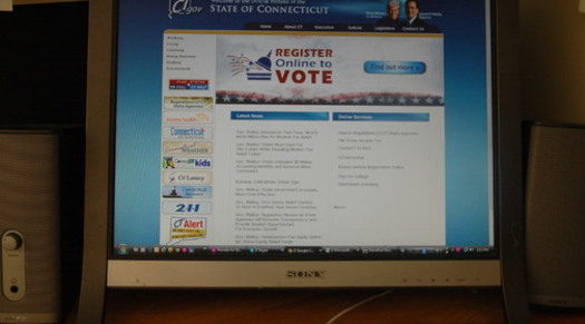 PHOTO: This month, Connecticut became the 15th state to allow residents to register to vote online. Photo credit: @mlcliff