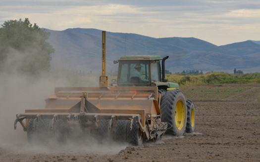 PHOTO: The University of Nevada, Reno hopes several workshops being held around the state help farmers survive another year of extreme drought. Photo courtesy USDA.